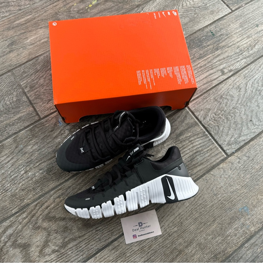 Brand New Nike Free Metcon 5 Black/White Women’s Workout Shoes - Picture 10 of 13